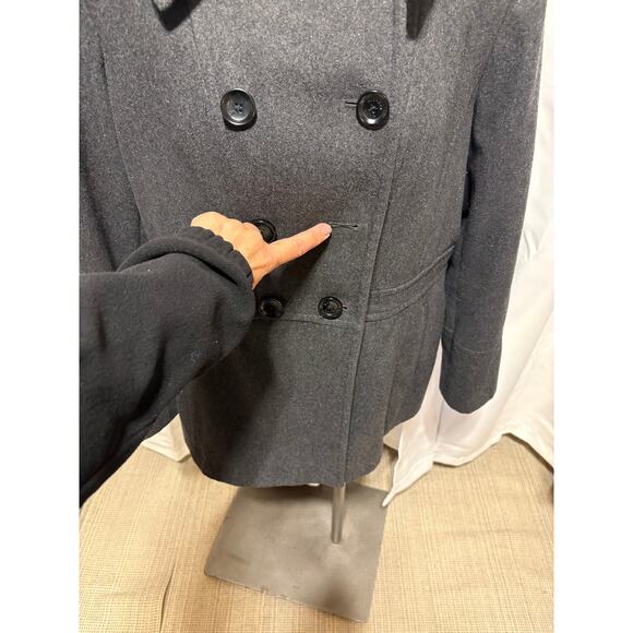 Michael Kohrs Women's XL Grey Peacoat needs button moved - Picture 2 of 7
